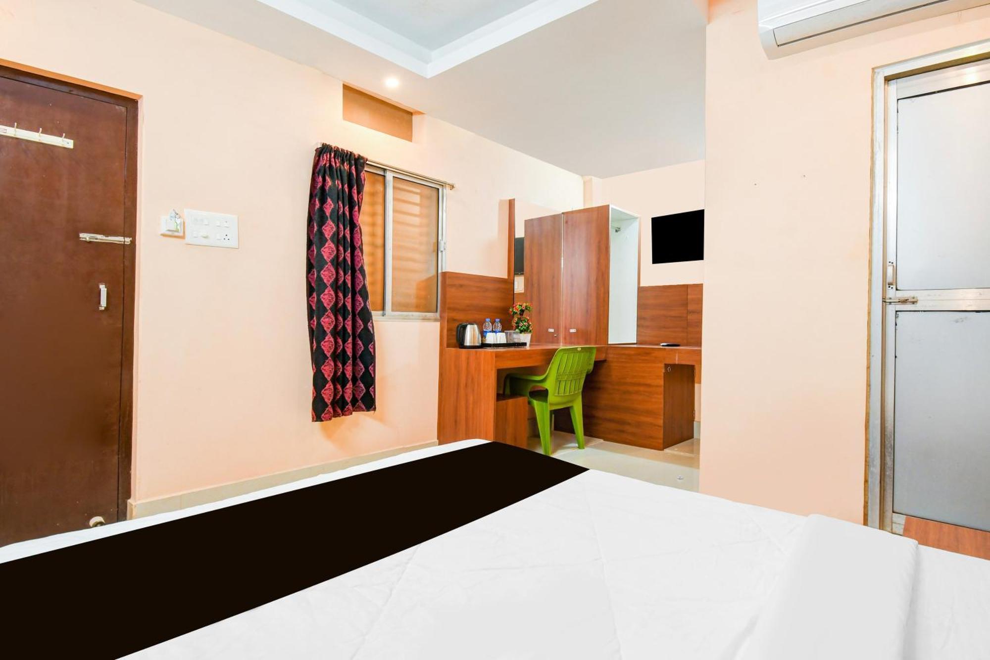 Super Hotel O Dakshin Dwar Formerly Radha Krishna Niwas 普里 外观 照片